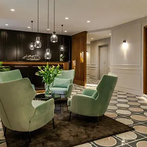 Eye- Boutique Suites, By Bqa Budapeste