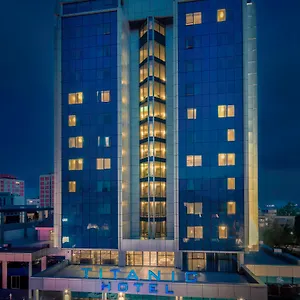 Titanic Port Bakirkoy Otel